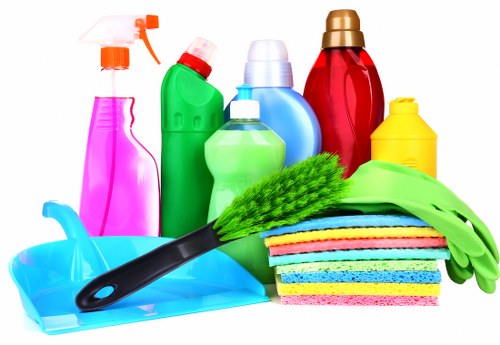 Carpet cleaning equipment and service preparation
